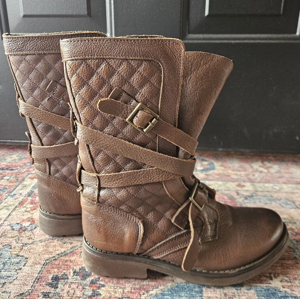 Brown Leather Buckle Boots - Picture 2 of 14